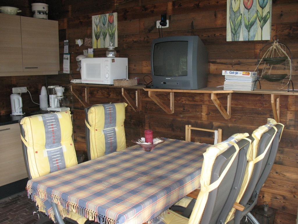 Altijd Zon Bed & Breakfast Ос Екстериор снимка